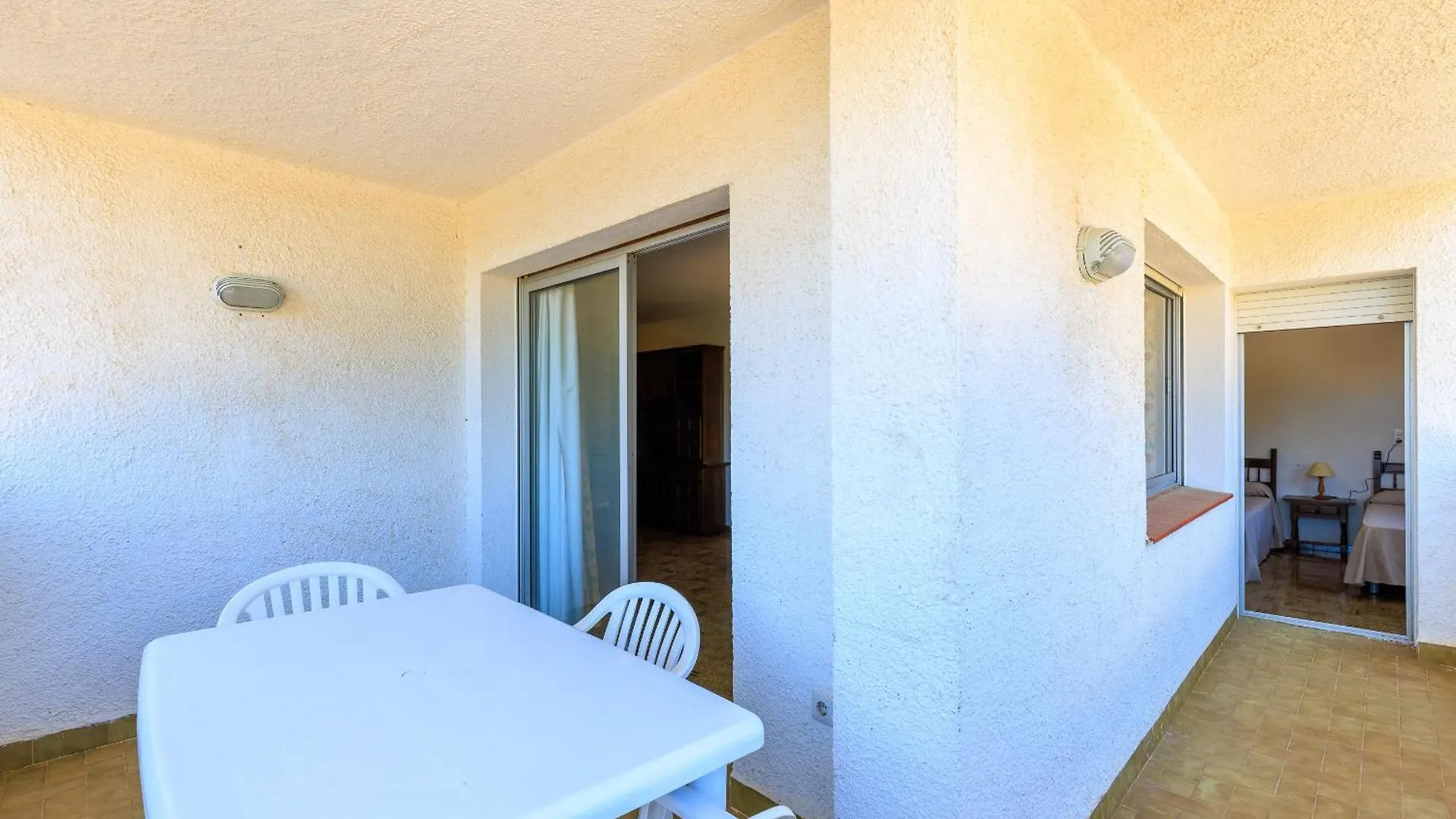 Rentalmar Los Angeles Miami Platja  España
